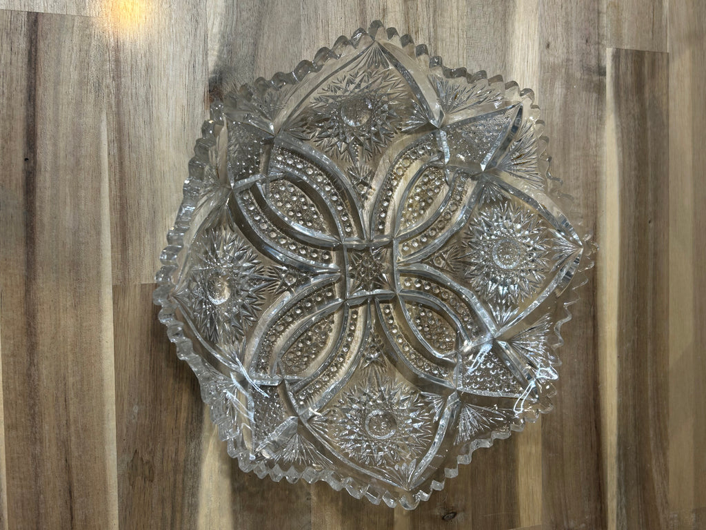 American Brilliant Period Cut Crystal Bowl with Starburst Pattern Antique