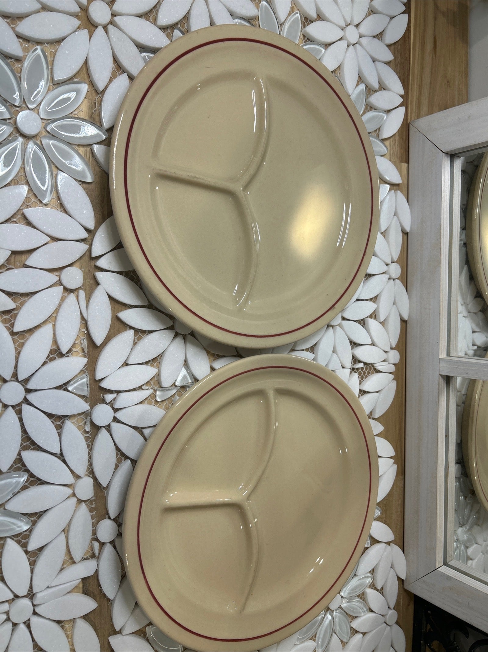 Restaurant Ware Plates - Set of 4