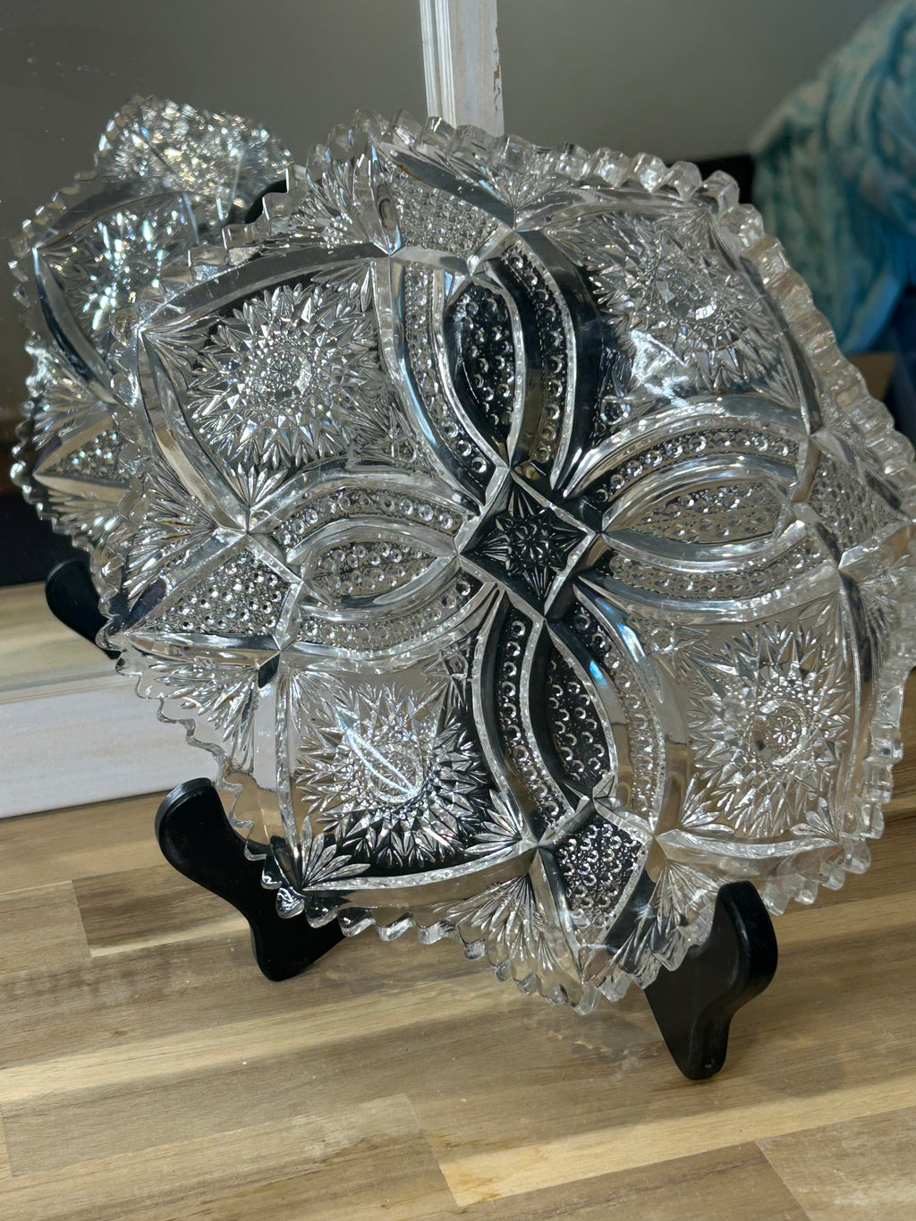 American Brilliant Period Cut Crystal Bowl with Starburst Pattern Antique