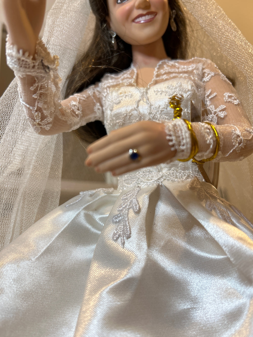 Ashton-Drake Princess Figurine - Kate Middleton