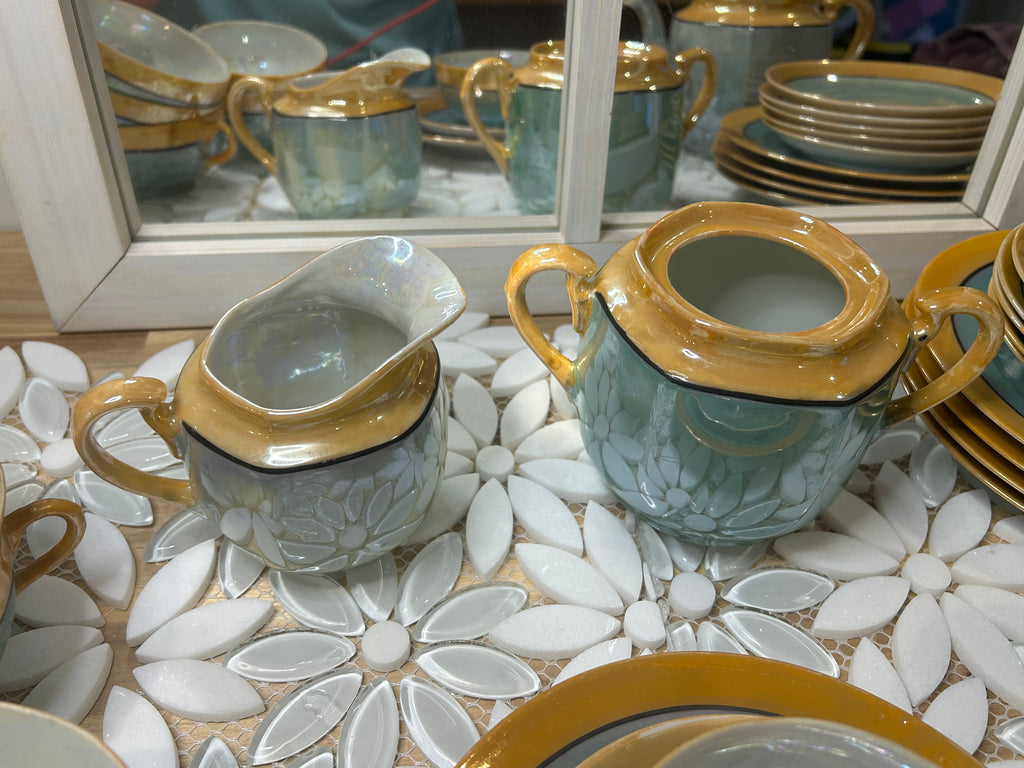 Japanese Lusterware Tea Set