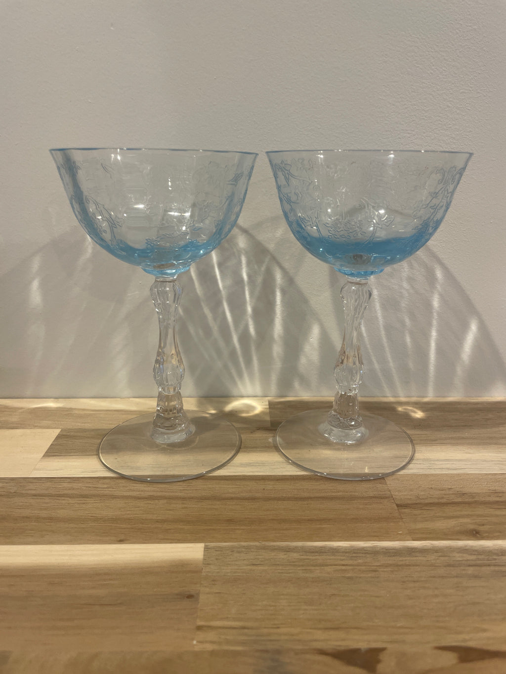 Vintage Set Of 2 Fostoria Navarre Blue Crystal Etched Sherbet / Champagne Glasses