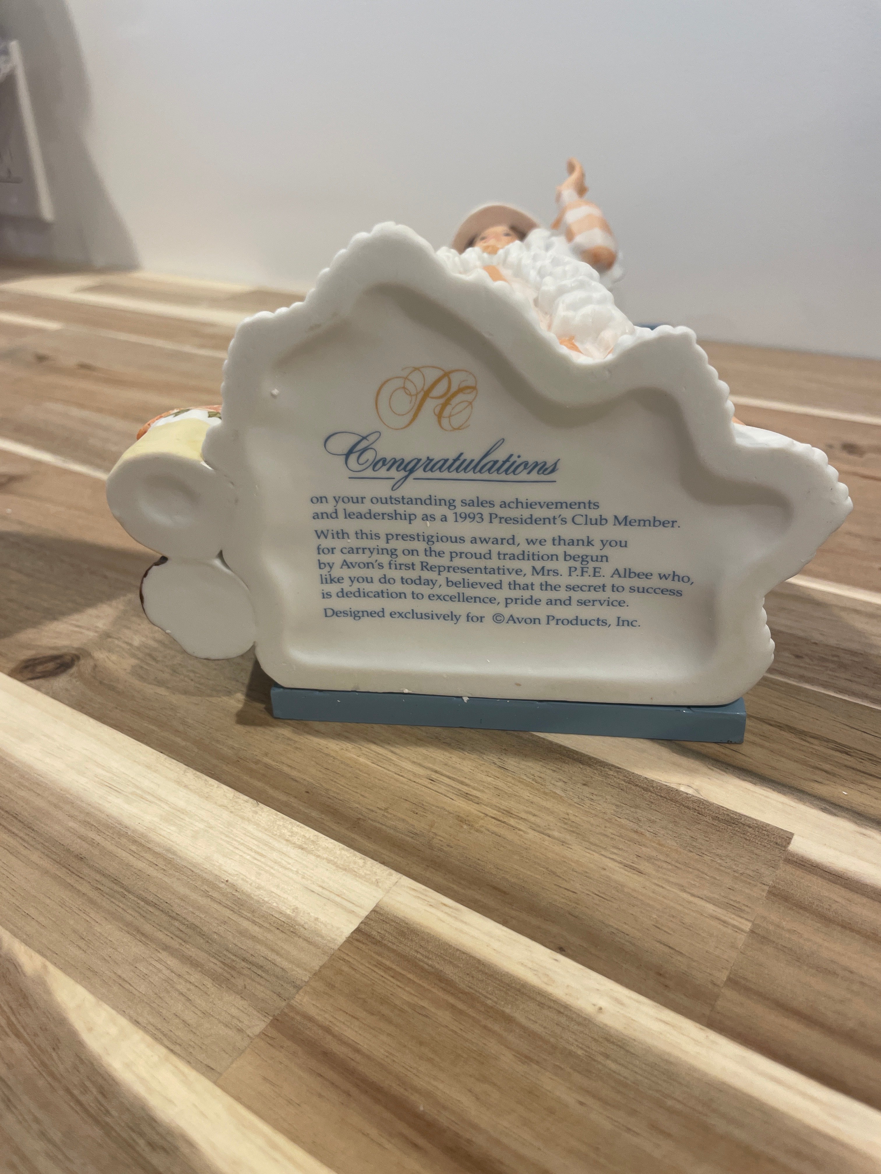 Avon Presidents Club Award - 1993