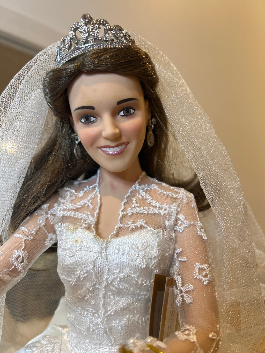 Ashton-Drake Princess Figurine - Kate Middleton
