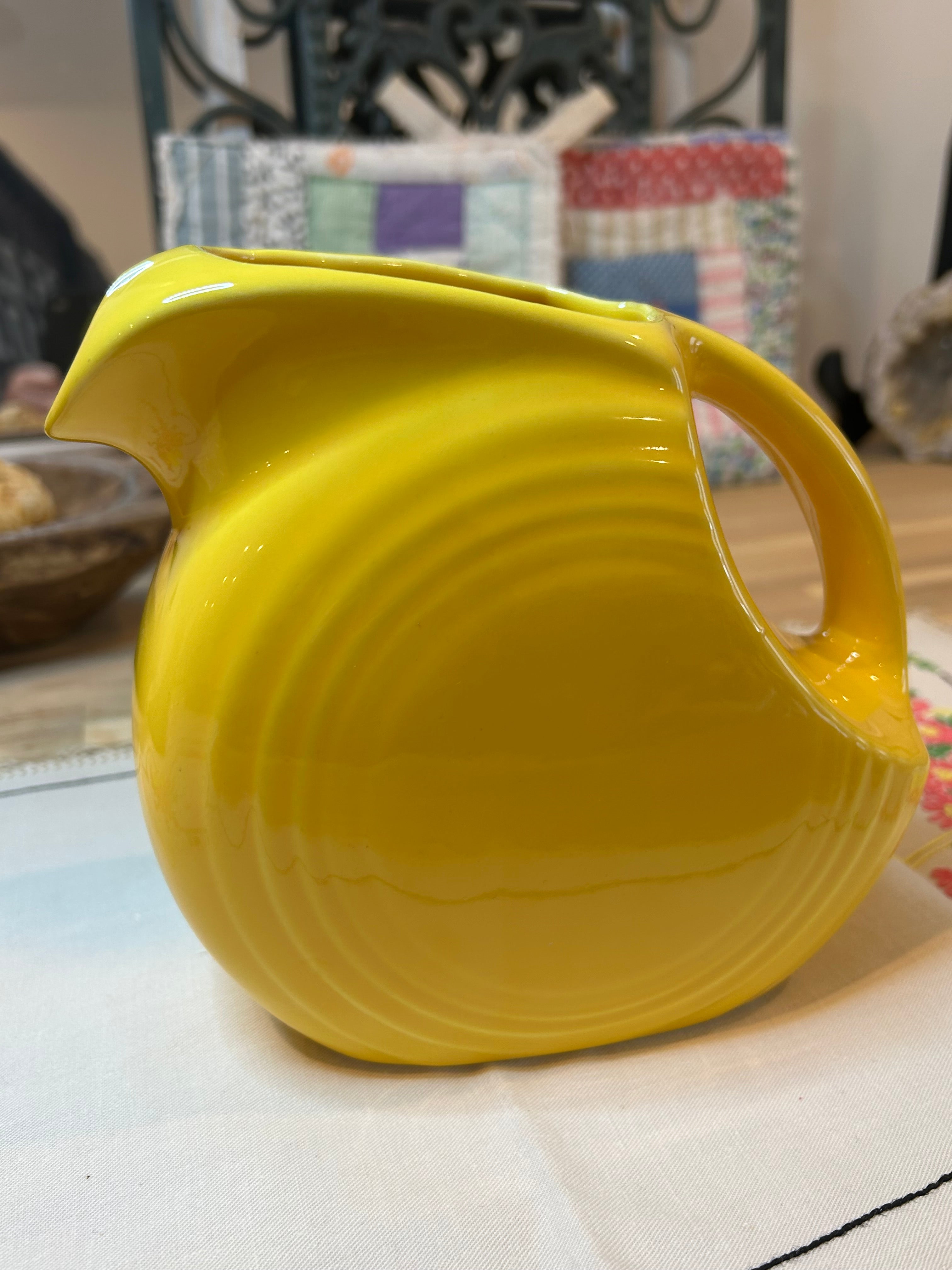 Homer Lauglin Fiesta Ware Juice Pitcher - Vintage Yellow (3.5 cups)